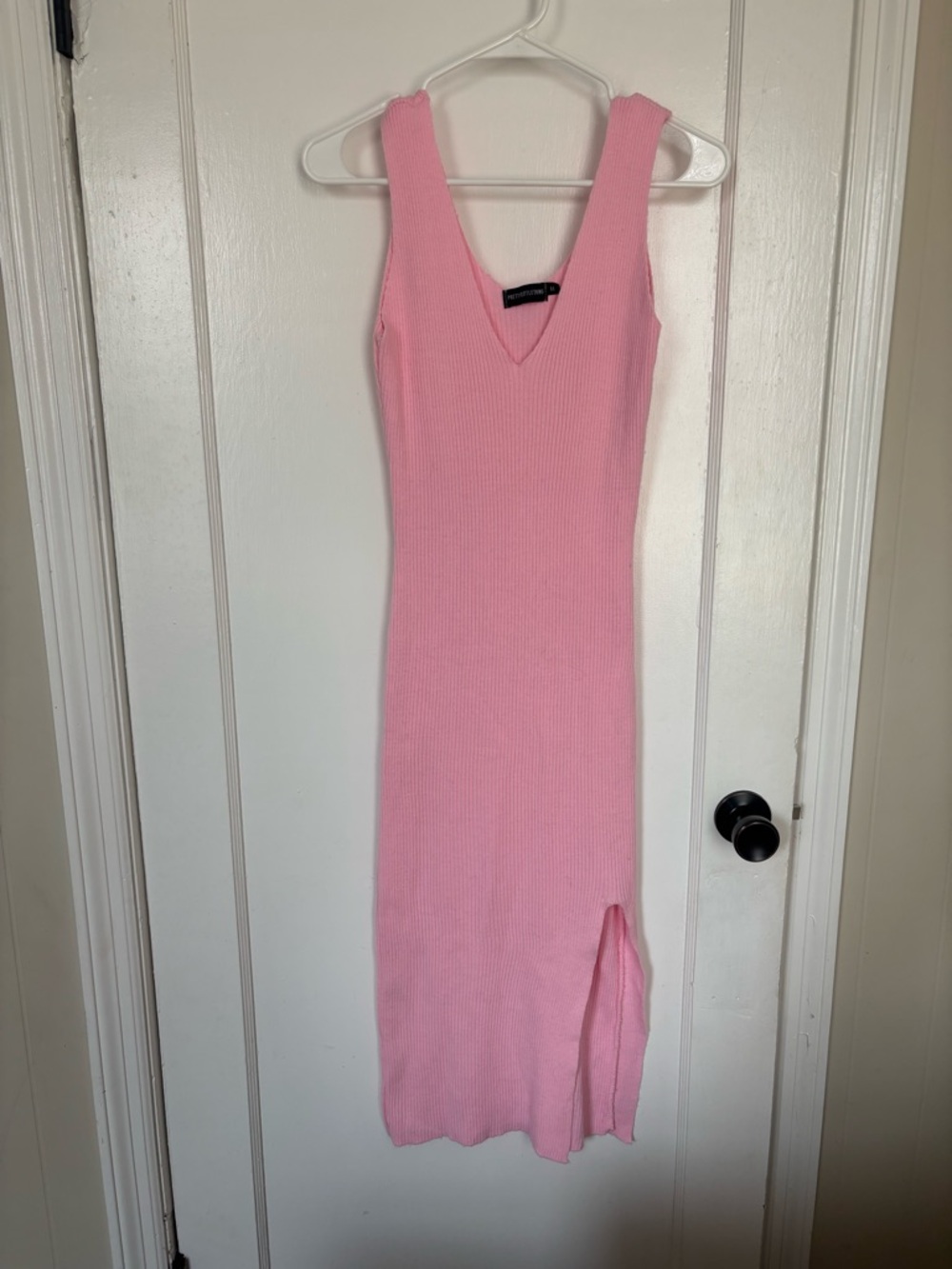PrettyLittleThing Pink Ribbed V-Neck Midi Dress with Side Slit